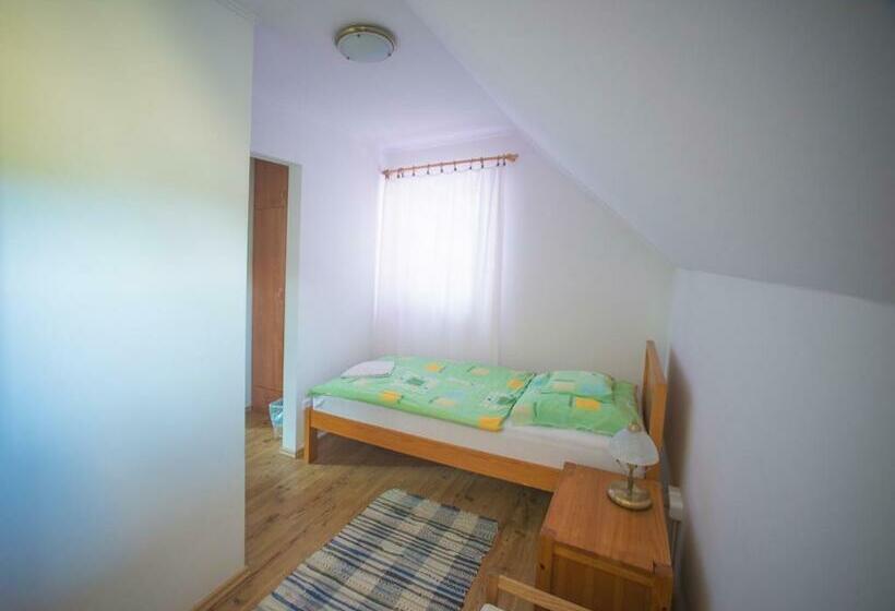 مبيت وإفطار Juhfark Fogadó és Borház