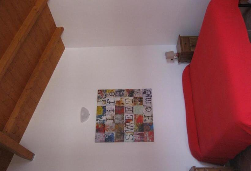 住宿加早餐  La Collina Di Peppino