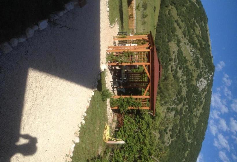 住宿加早餐  La Collina Di Peppino