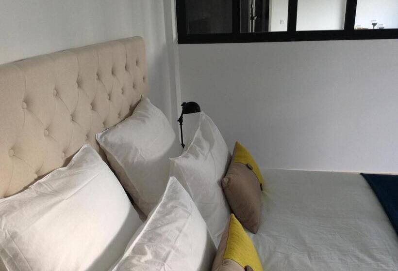 مبيت وإفطار La Grange D'aunis