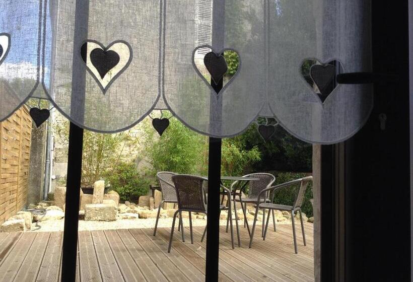 مبيت وإفطار La Grange D'aunis