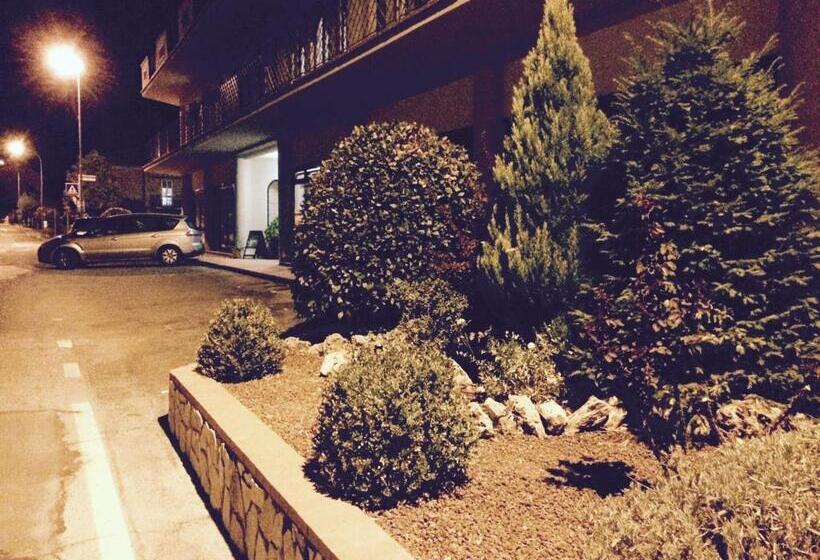 مبيت وإفطار La Lanterna
