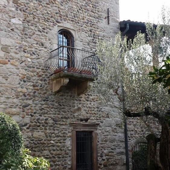 צימר La Torre Medioevale