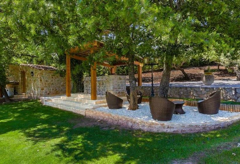 Bed and Breakfast La Tour D'enguernes