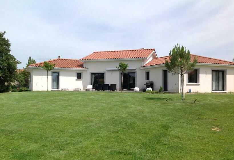 住宿加早餐  Le Clos Du Pontet