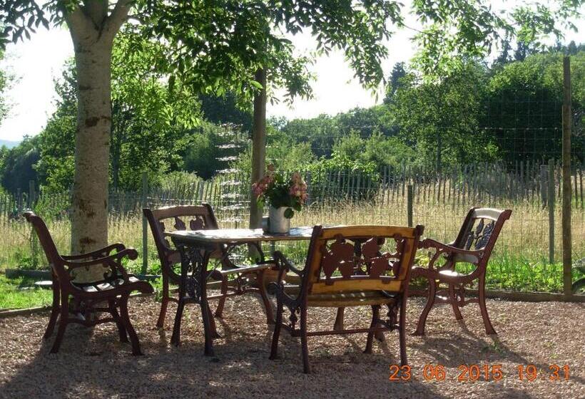 Bed and Breakfast Le Jardin Des Pierres Brunes
