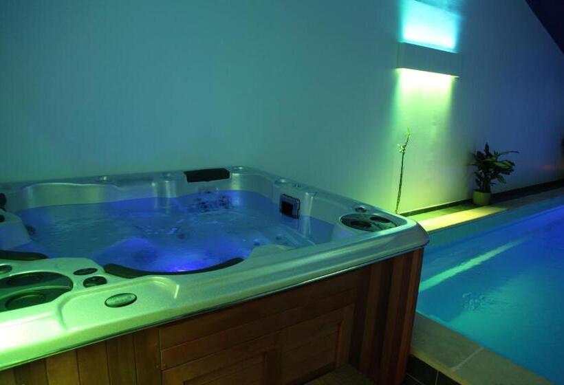 住宿加早餐  Le Miroir Des Etoiles