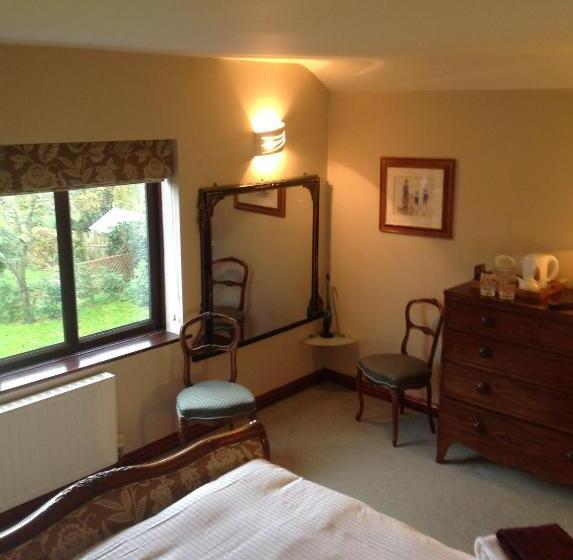 مبيت وإفطار Redroofs