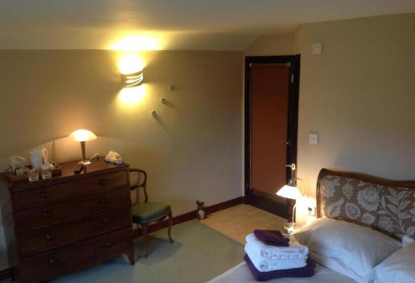 مبيت وإفطار Redroofs