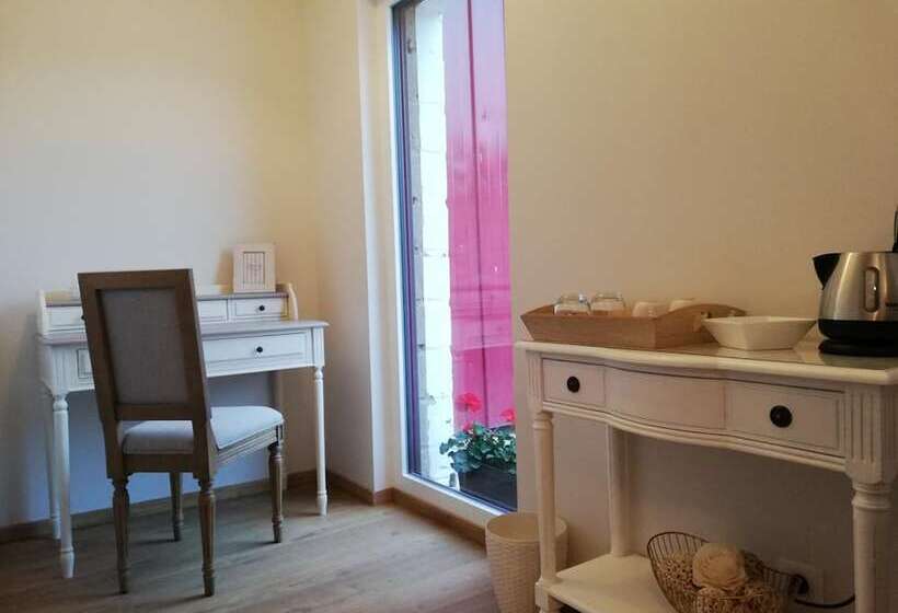 مبيت وإفطار Un Parfum De Campagne