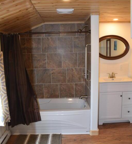 Bird Island B&b Bed And Bubble