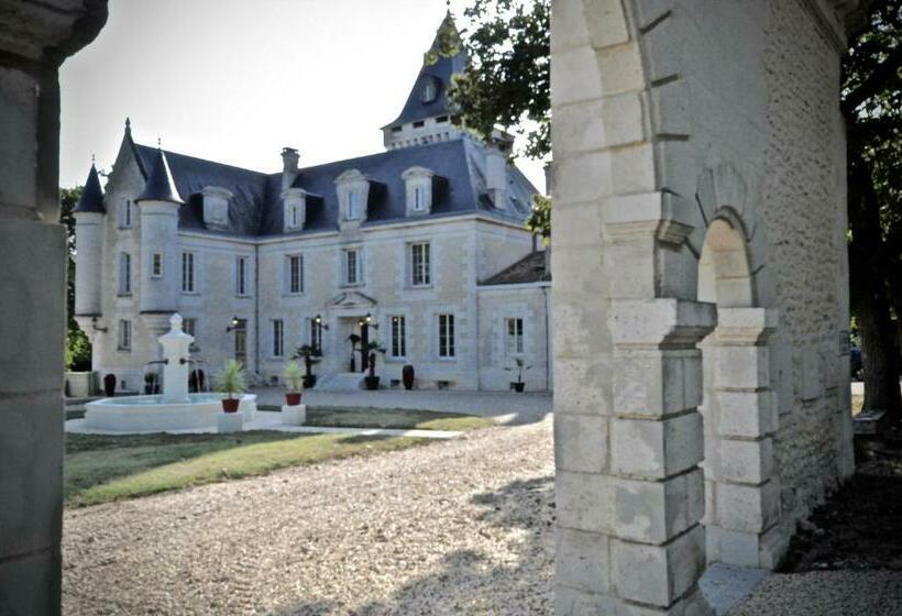 Chateau De Bellevue B&b Et Appartements Avec Piscine Chauffée Et Chambres Partout Climatisées