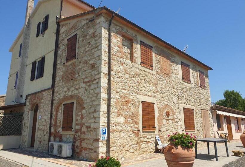 בית מלון כפרי Agriturismo Diaccialone