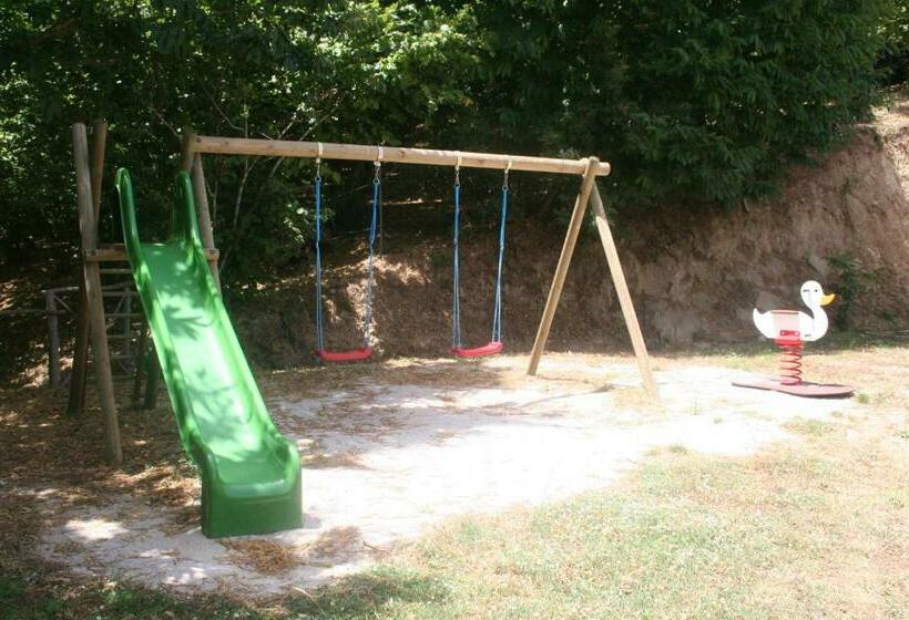 בית מלון כפרי Agriturismo Il Vignale