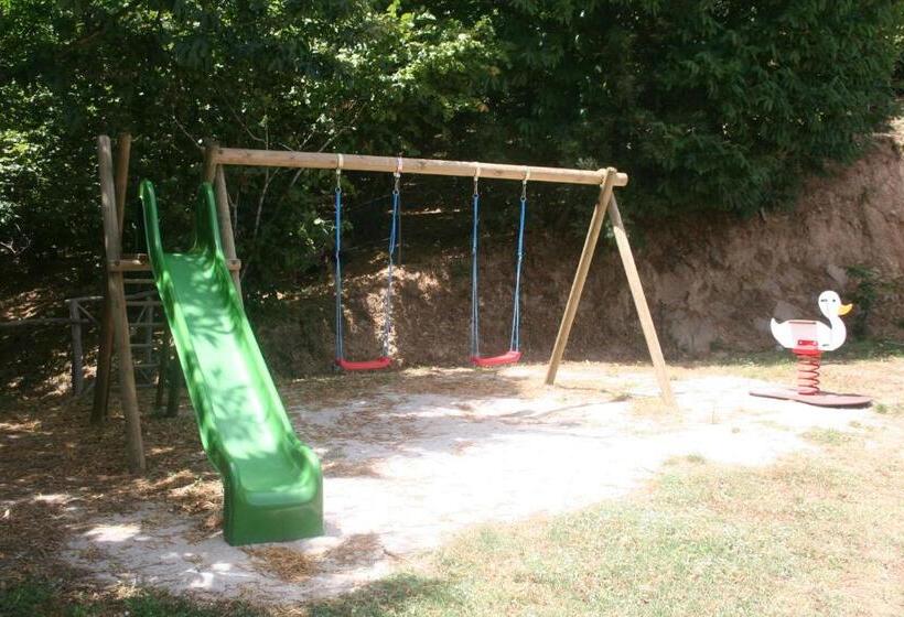 בית מלון כפרי Agriturismo Il Vignale