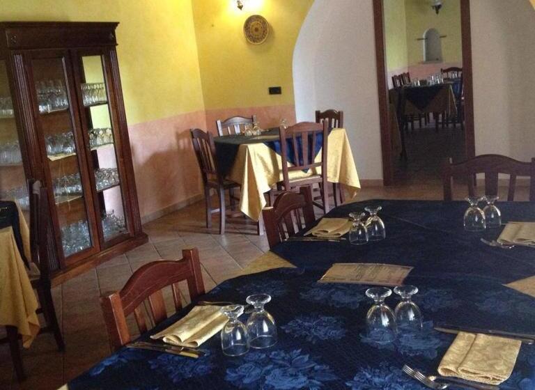 فندق Agriturismo Masseria Castiglione