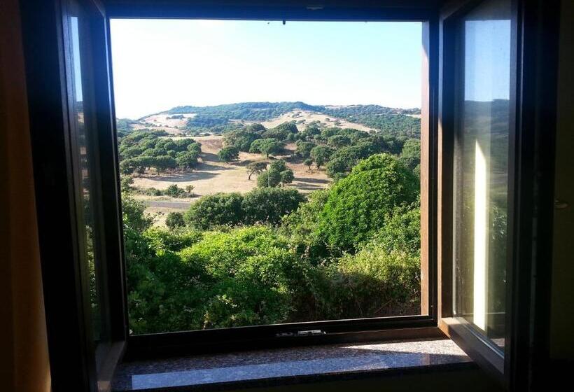 هتل Agriturismo Montealma