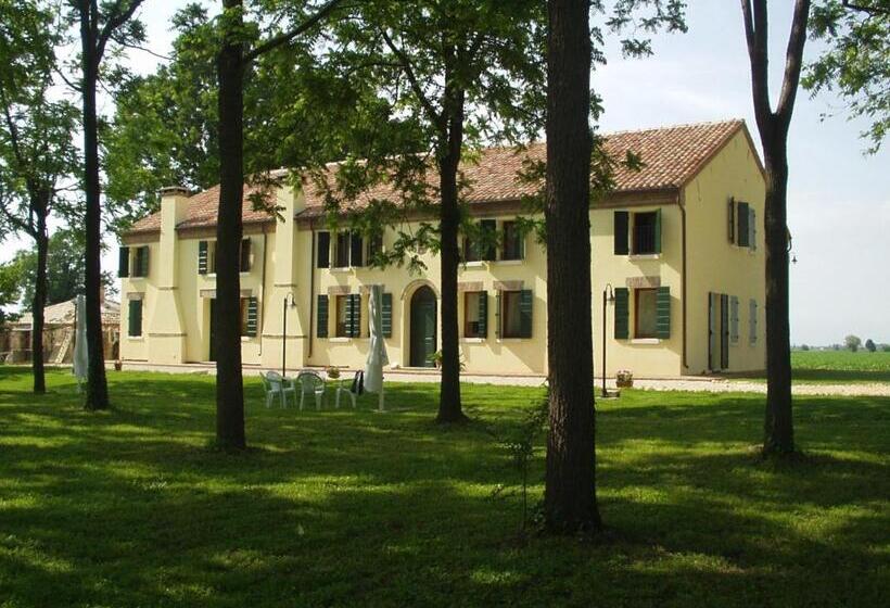 ホテル Agriturismo Principe Pio