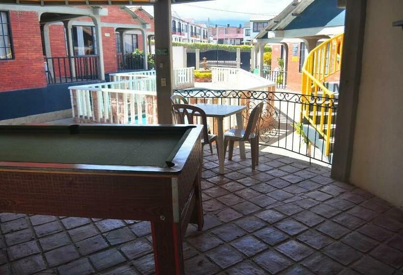 בית מלון כפרי Aguablanca