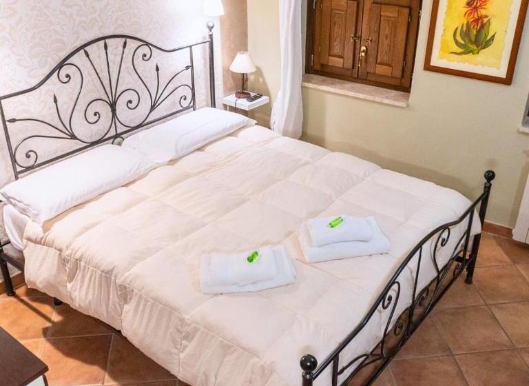 בית מלון כפרי Al Piccolo Borgo Locanda Con Alloggio