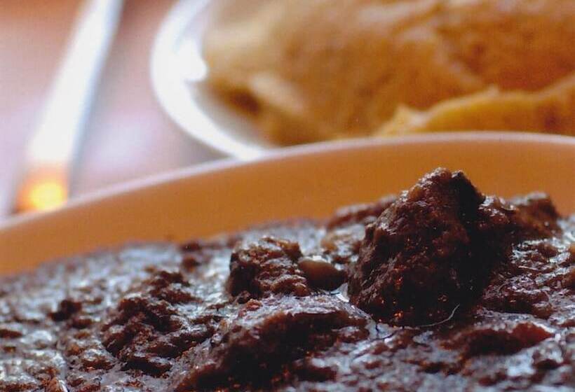 ホテル Albergo Ristorante Pineta