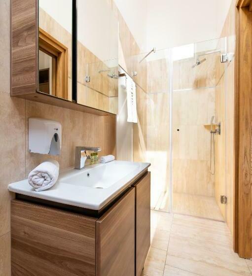 בית מלון כפרי Botrytis Bor