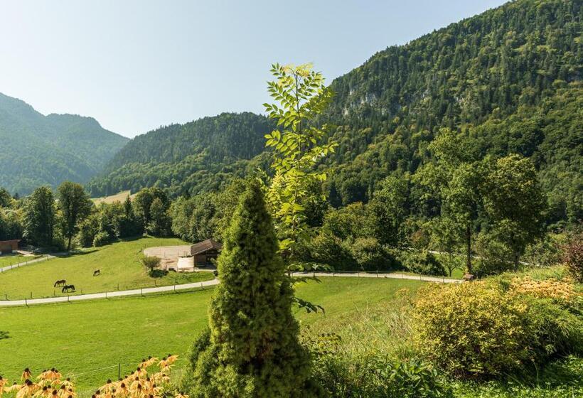 ホテル & Chalets Lampllehen