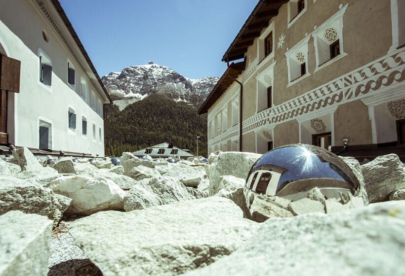 Hotel Chesa Stuva Colani