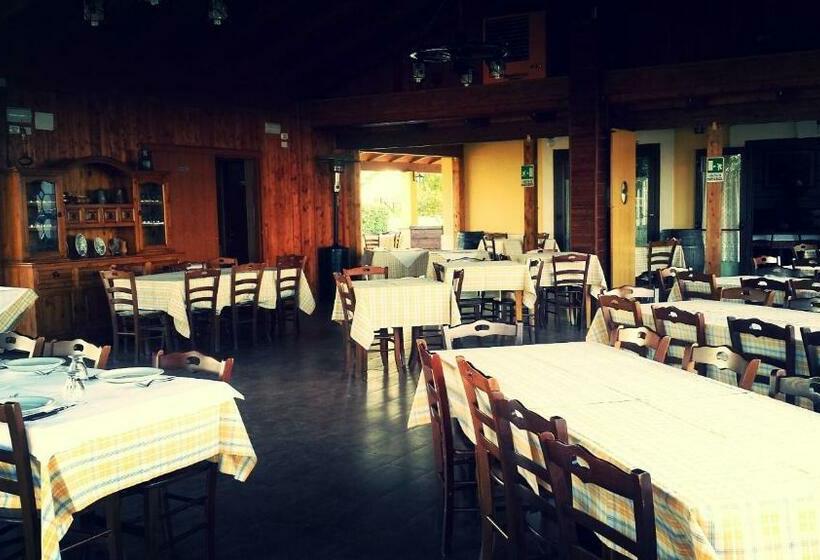 ホテル Colledisisto Srl