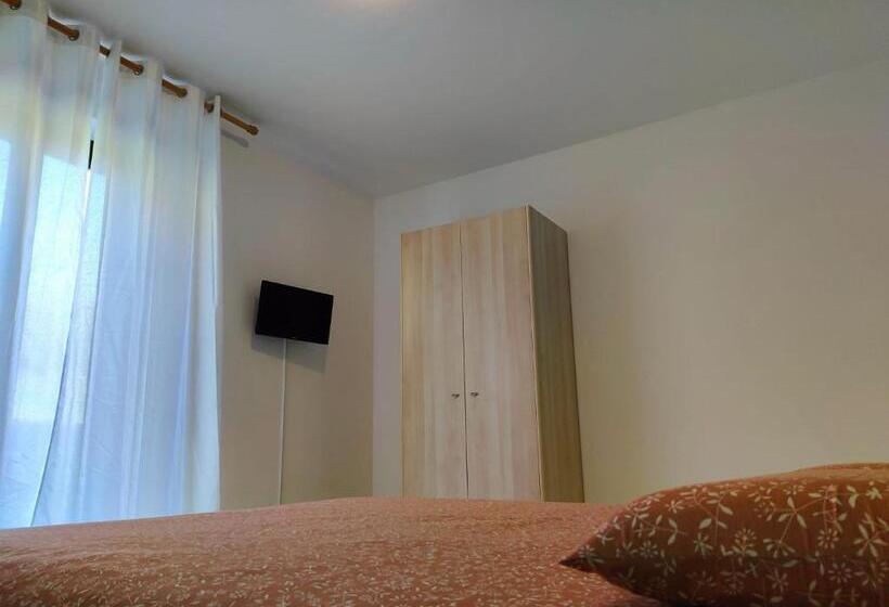 בית מלון כפרי Del Falco