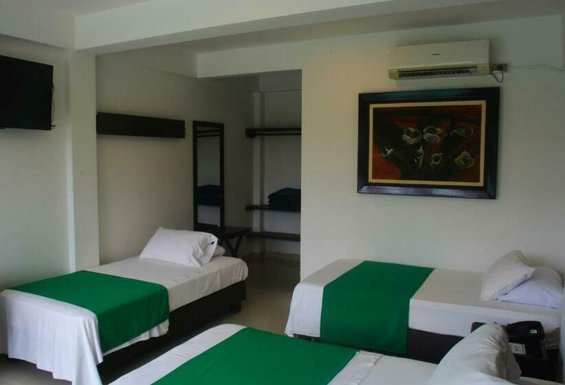 فندق El Aeropuerto