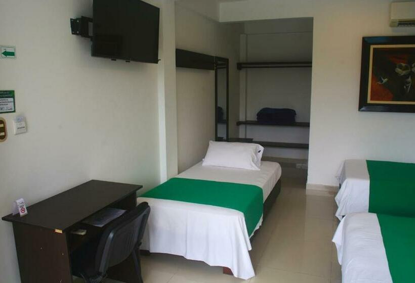 فندق El Aeropuerto