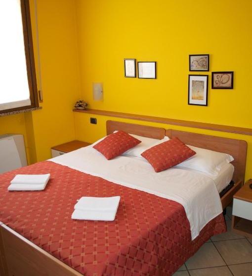 ホテル Mantova Sud