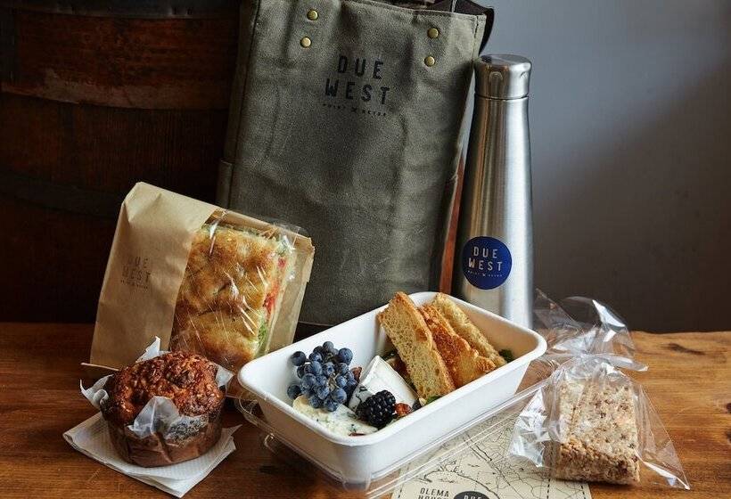 Отель Olema House At Point Reyes