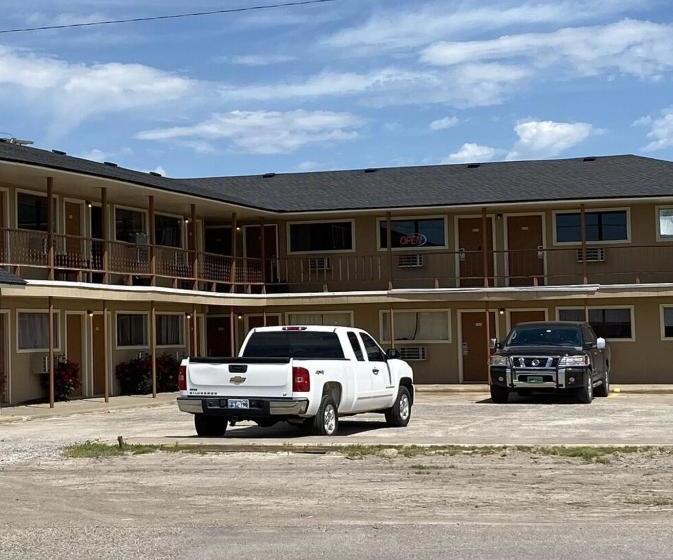 فندق Oyo  Cyril Ok Us277