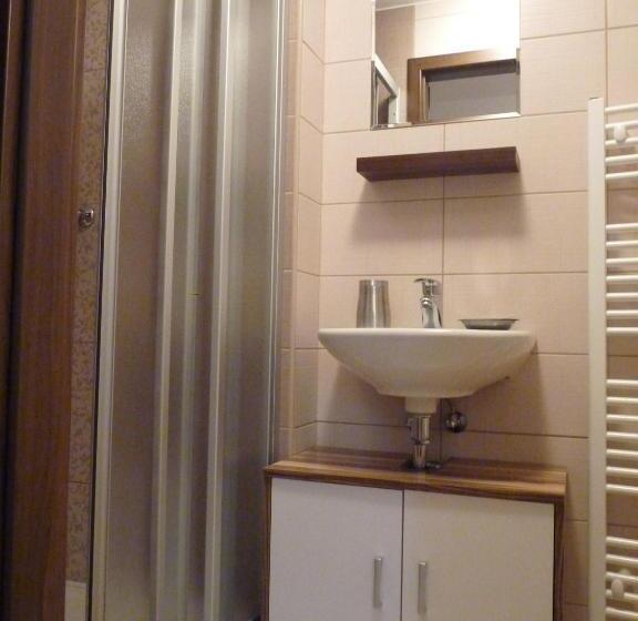 בית מלון כפרי Penzion U Houšků