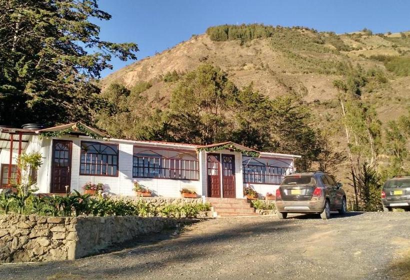 ホテル Pinares Del Carrizalito
