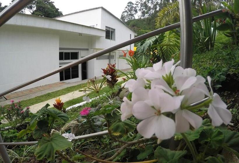 فندق Sky Club Eco