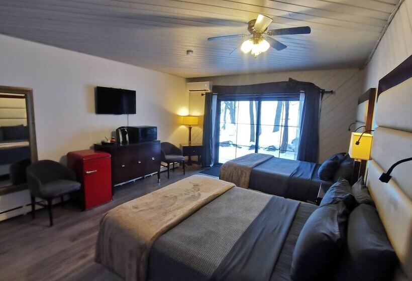 فندق Stoco Lake Lodge