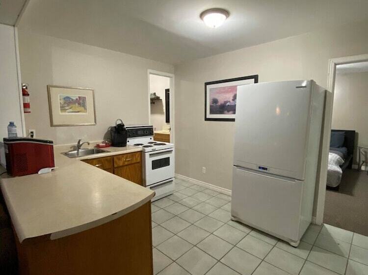 فندق Stoco Lake Lodge