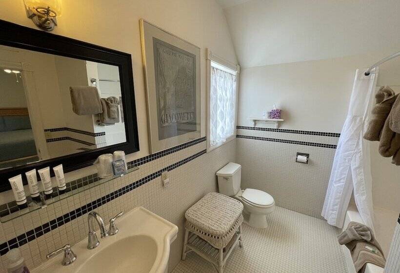 فندق The Edenwild Boutique Inn