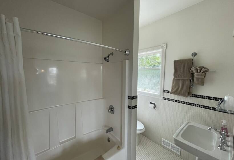 فندق The Edenwild Boutique Inn