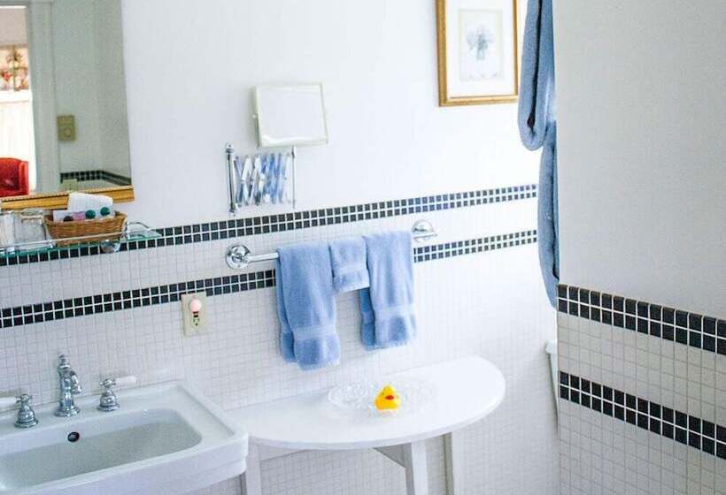 فندق The Edenwild Boutique Inn