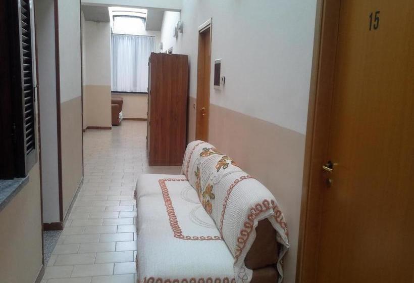 فندق Ticino Ristorante Chierico