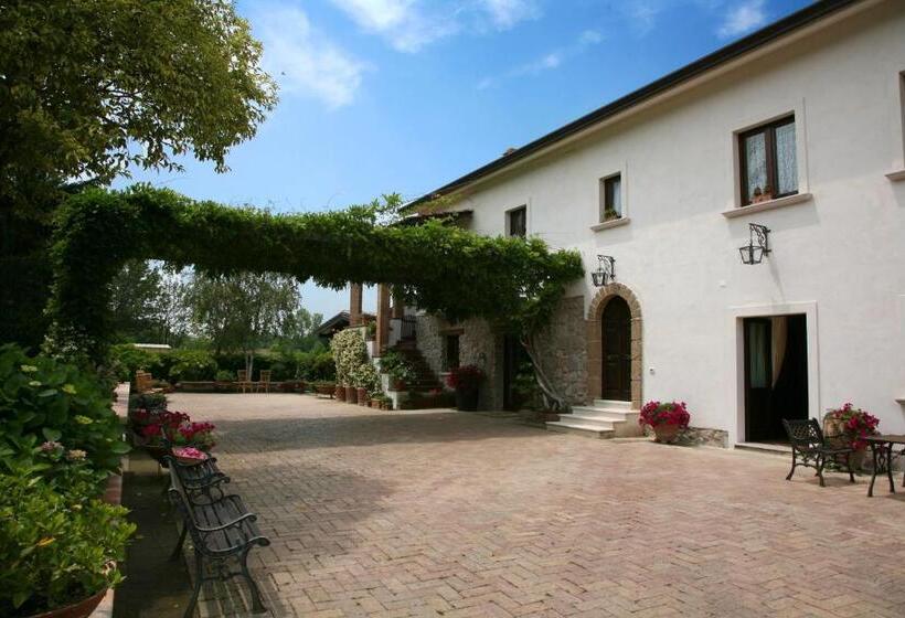 Il Casale Di Riardo Luxury B&b