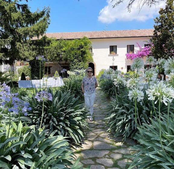 Il Casale Di Riardo Luxury B&b