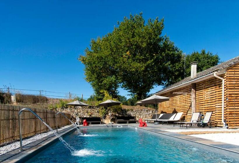 Les Deux Abbesses En Vert | La Grande Maison B&b
