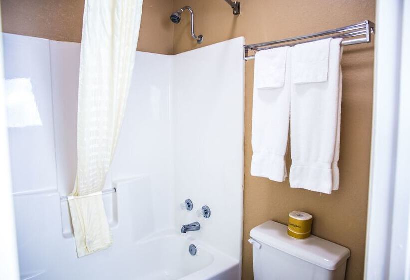 モーテル Albany Inn & Rv Campground