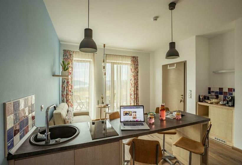 Natura Hill Panzió & Slow Food Fine Bistro