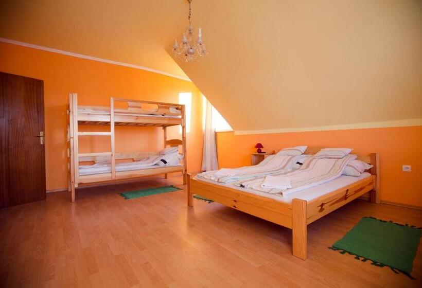 Majatalo Adonisz Vendégház